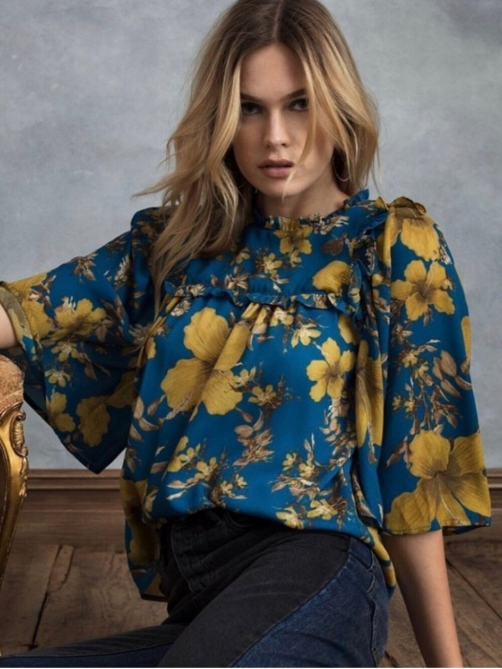 HAPPY X NATURE by Kate Hudson Blue/Gold Floral 3/4 Sleeve Blouse sz S